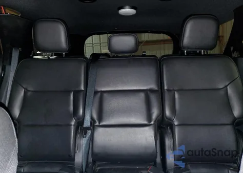 2023 Ford Explorer Police Interceptor z USA, uszkodzony, nr VIN 1FM5K8AB9PGA06925